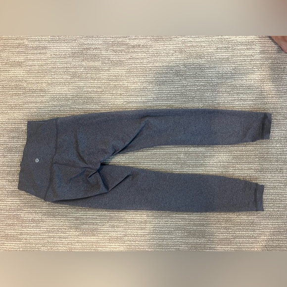 Lulu size 4 black/grey leggings!! - Picture 6 of 7